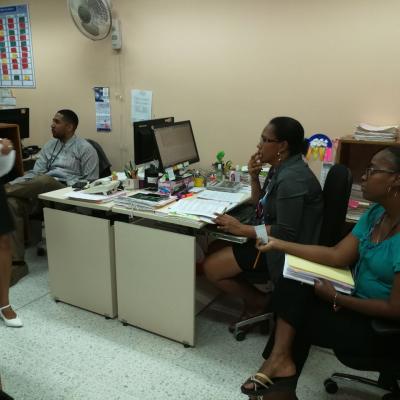Personas en la oficina